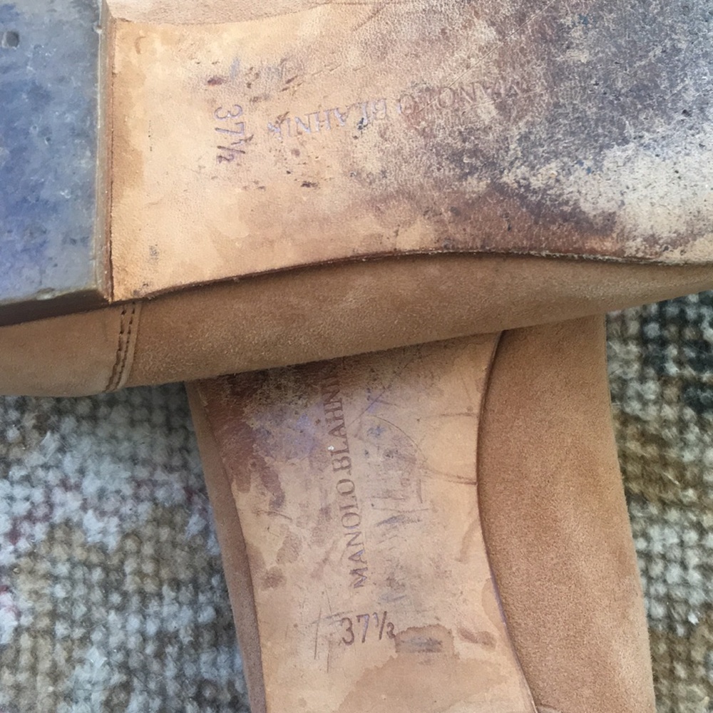 Manolo Blahnik Tan Suede Flats 37.5 - Picture 7 of 7